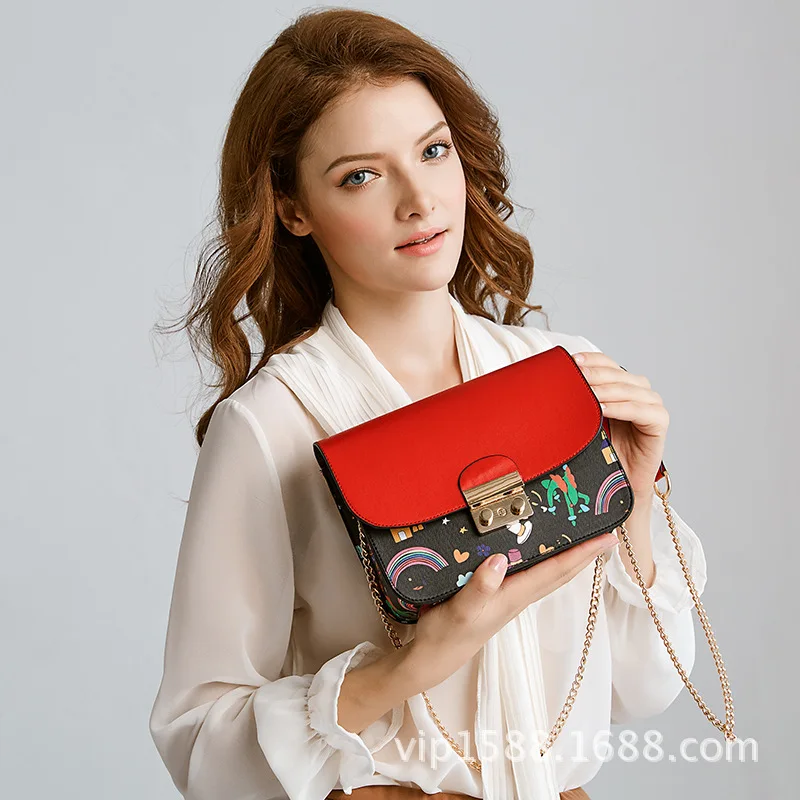 Women Floral leather Shoulder Bag Satchel Handbag Retro Messenger Bag Famous Designer Clutch Shoulder Bags Bolsa Bag Black Red
