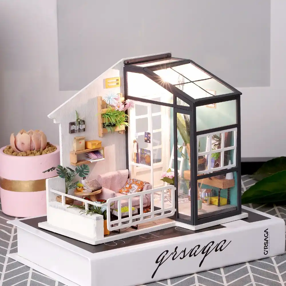 robotime dollhouse