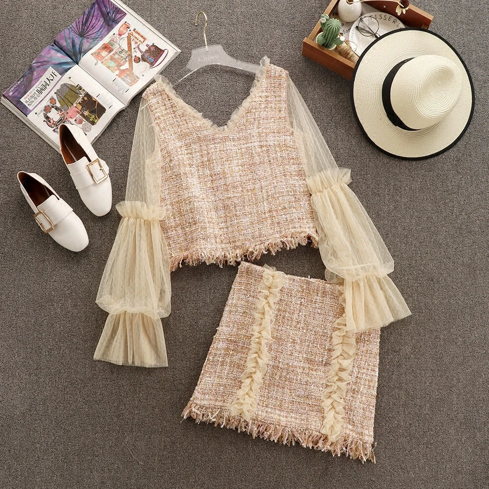 

2018 Spring New Arrival Women Tweed V-neck Mesh Spliced Long Sleeve Short Tops + Ruched Mesh Tassel Mini Skirts 2 Piece Sets