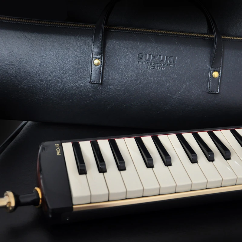 SUZUKI PRO-37V2 Pro 37-Key Professional Melodion Alto melodica с чехлом Professional Performance