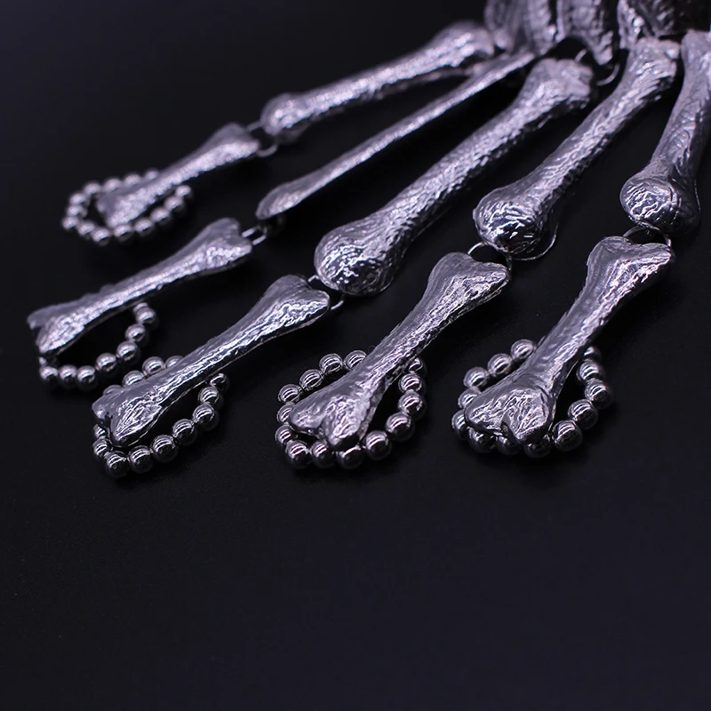 Готический панк череп браслеты на Пальцы для женщин ночной клуб скелет кости руки Палец эластичные браслеты подарок на Хэллоуин