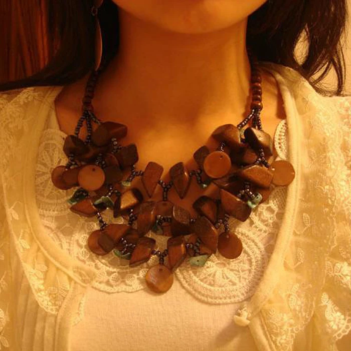 Tibet Nepal ethnic jewelry wholesale shell wood bead necklace B 098in