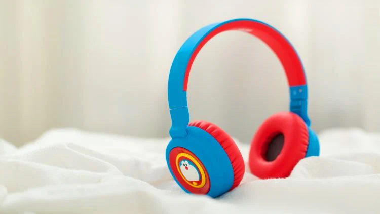 authentic-rockbear-doraemon-bluetooth-headset (1)