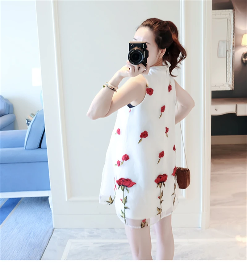 Maternity dress 1