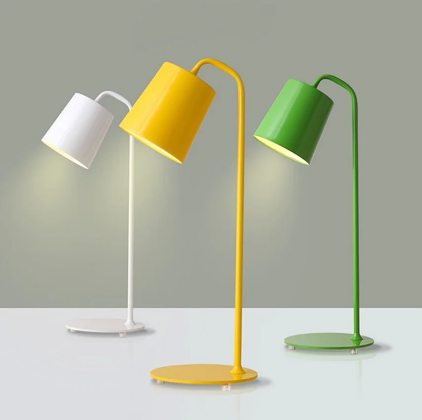 simple desk lamp