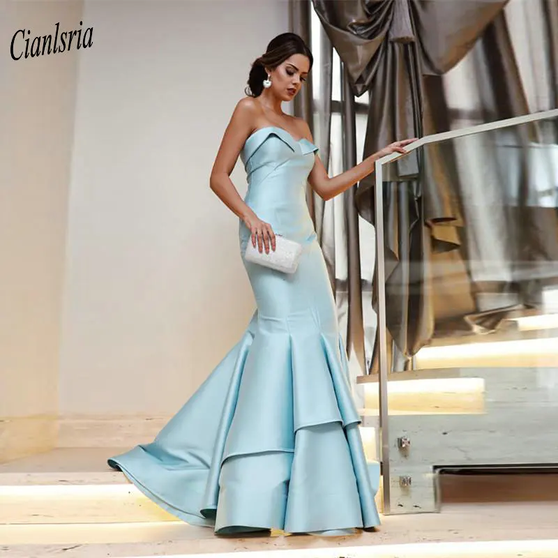 Sky Blue Sweetheart Mermaid Avondjurk 2020 Mouwloze Tiered Rok Saudi Arabische Formele Avond Party Jurken Robe De Soiree