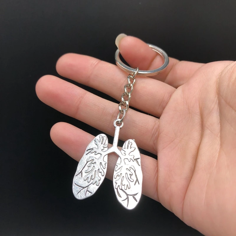 

2019hot! 3D Stereo Key Chain Anatomy Lung Piece Silver Key Ring Punk Style Personality Metal Organ Pendant