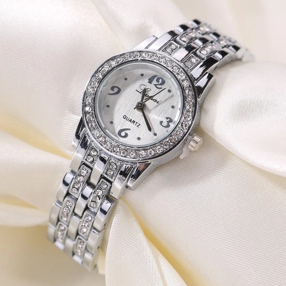 LVPAI 2020 New Fashion Rhinestone Watch Women Luxury Brand Bracelet Watch Ladies Quartz Dress Watch Women Clocks montre femme