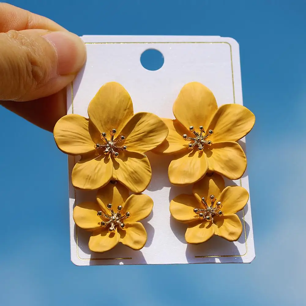 

Flower Stud Earrings for Women Cute Earrings Summer Vacation Jewelry Party Gift