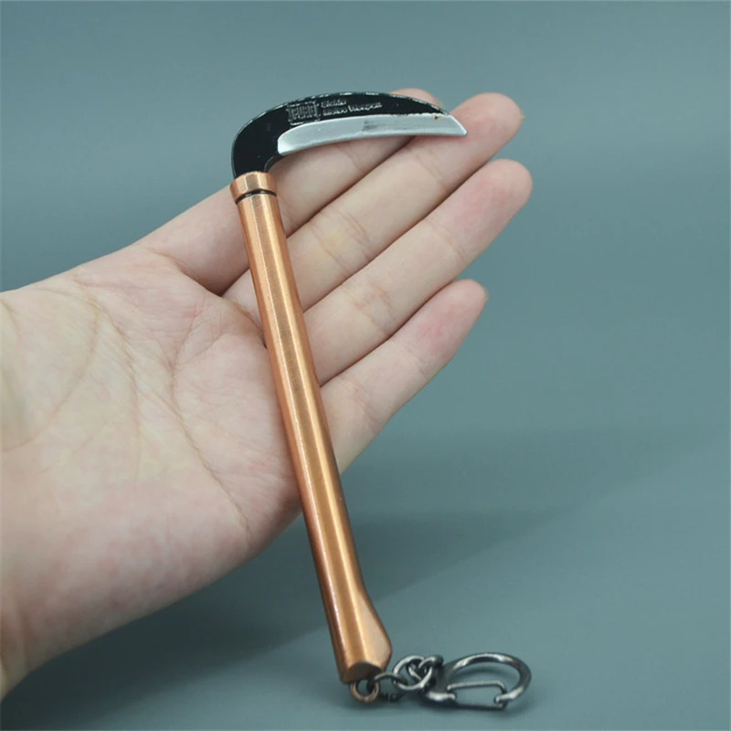  Halloween Cosplay BUPG Eat Chicken Game Jedi Survival Big Escape Knife Model Key Ring Alloy Weapon 