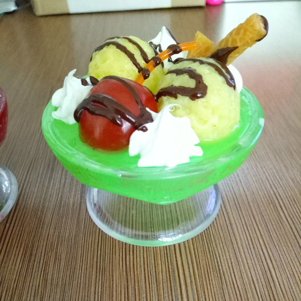1/6 Dollhouse Miniature Tableware Ice Cream Cup Foods Fruits Glass End Table Decor 5 Pieces Set