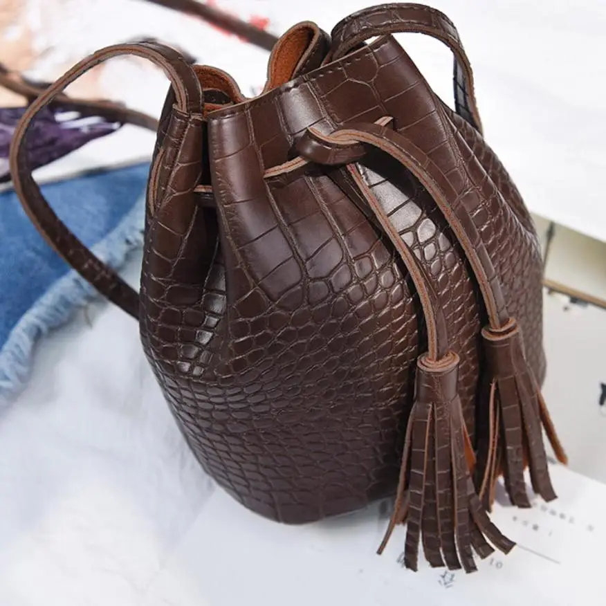 Сумки через плечо для женщин, сумка-мешок, женские сумки-мессенджеры с кисточками, Маленькая женская соломенная сумка в винтажном стиле#510 - Цвет: Brown