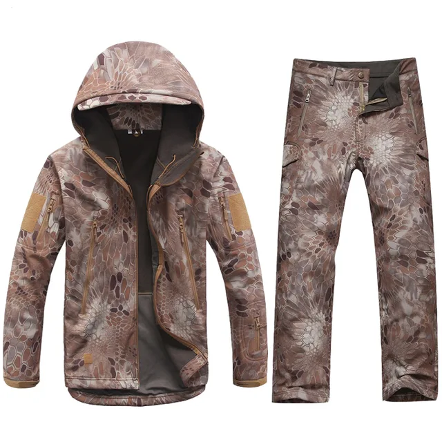 warm camo clothing