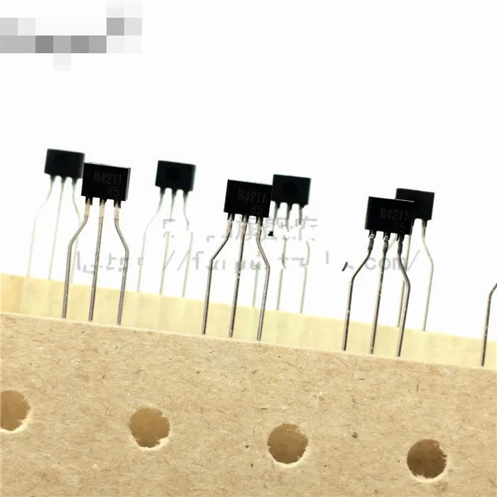 

50PCS/LOT UN4211 N4211 50V 100MA TO-92 In Stock Best quality