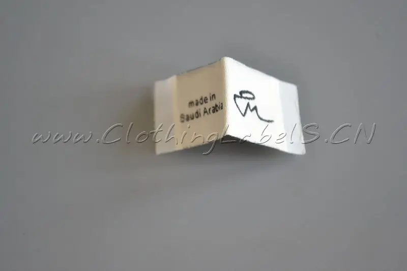 clothing labels with damask material, made in China, name brand labels for bags, shoes, clothing ...