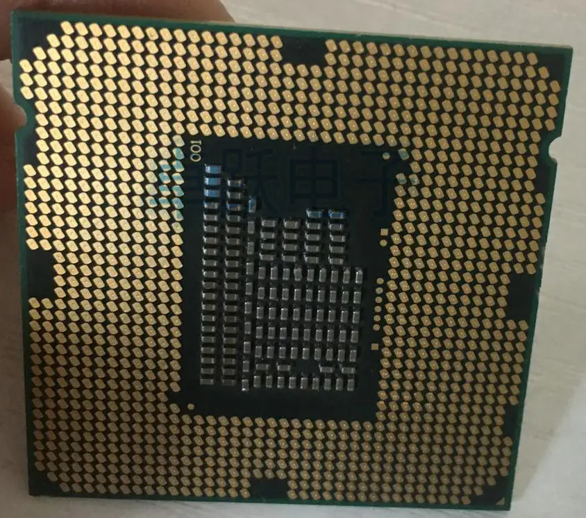 E3-1220L.