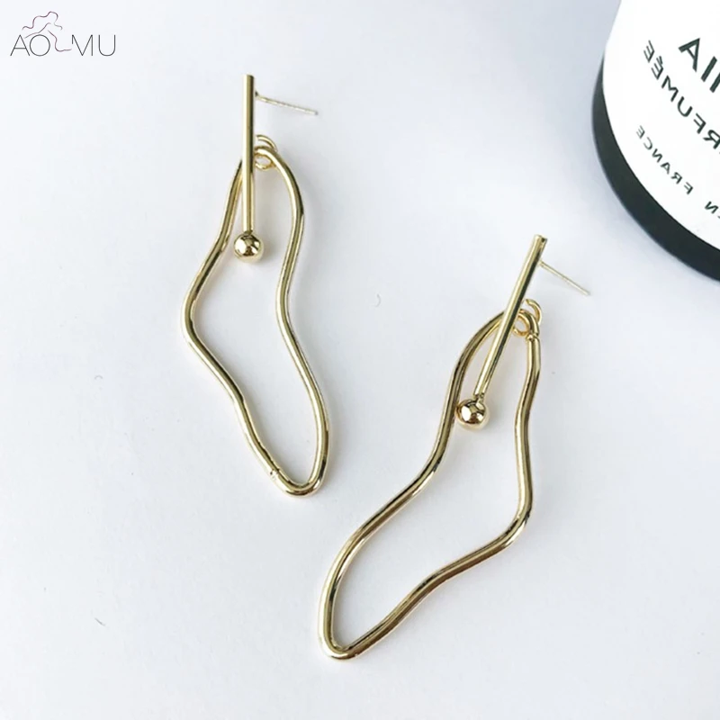 

AOMU 2019 New Design Irregular Wave Body Map Gold Metal Geometric Ball Long Drop Earrings for Women Party Weeding Jewelry