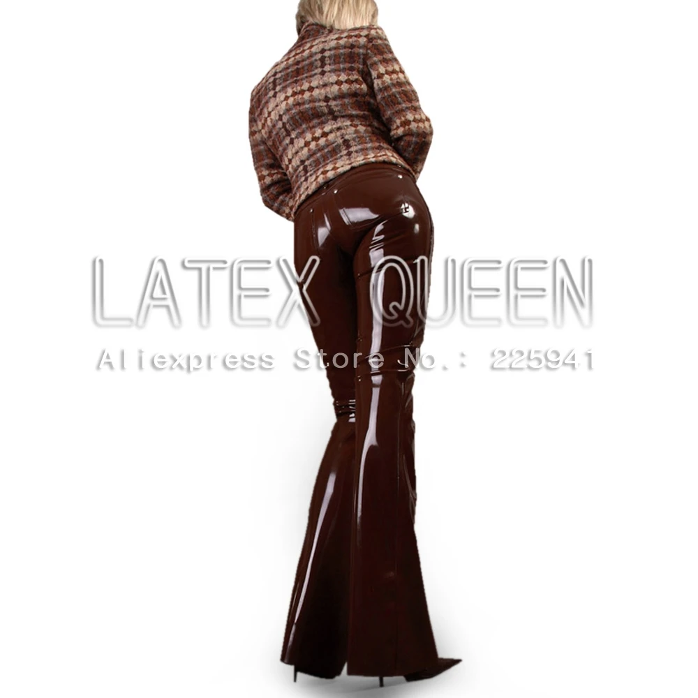 

attractive latex trousers