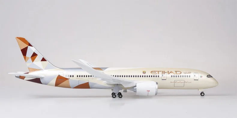 1/130 масштаб 43 см самолет Boeing B787 Dreamliner самолет ETIHAD Модель самолетов W свет и колеса литая под давлением пластиковая Смола самолет