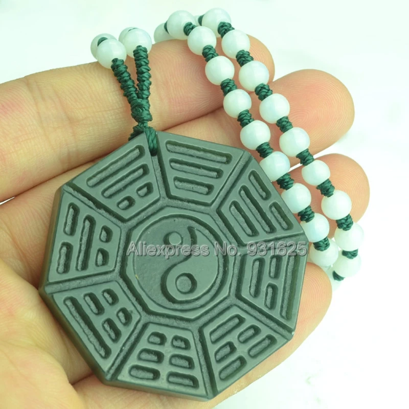 

100% Natural Green HeTian Yu Carved Chinese BaGua Eight Diagrams Lucky Pendants hand-carved Green Pendant + Beads Necklace