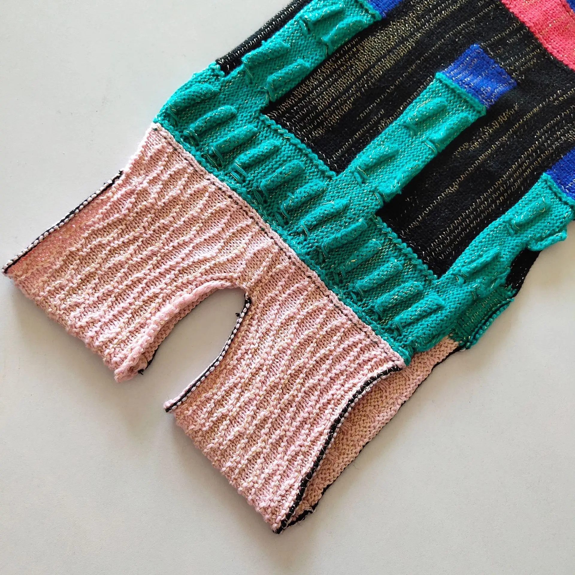 Роскошный дизайнерский женский длинный рог рукав круглый воротник подиумная Мода Полосатый жаккард Повседневный свитер джемпер пуловер
