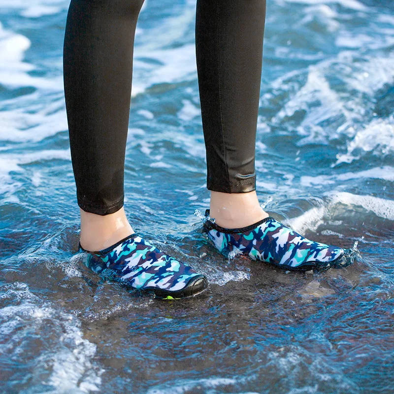 Мужские кроссовки; летняя водонепроницаемая обувь; Уличная обувь для плавания; пляжная обувь; унисекс; мягкая быстросохнущая обувь на плоской подошве; нескользящая подошва