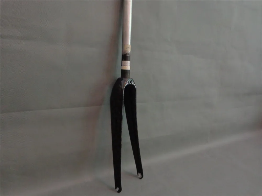 

Carbon Fork from Taiwan Factory