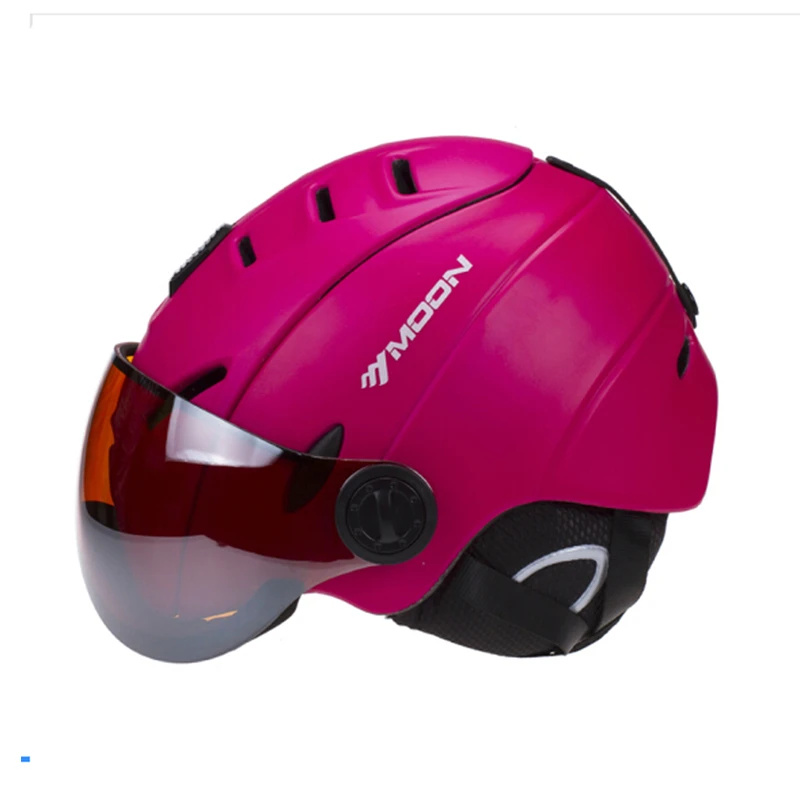 skateboard helmet