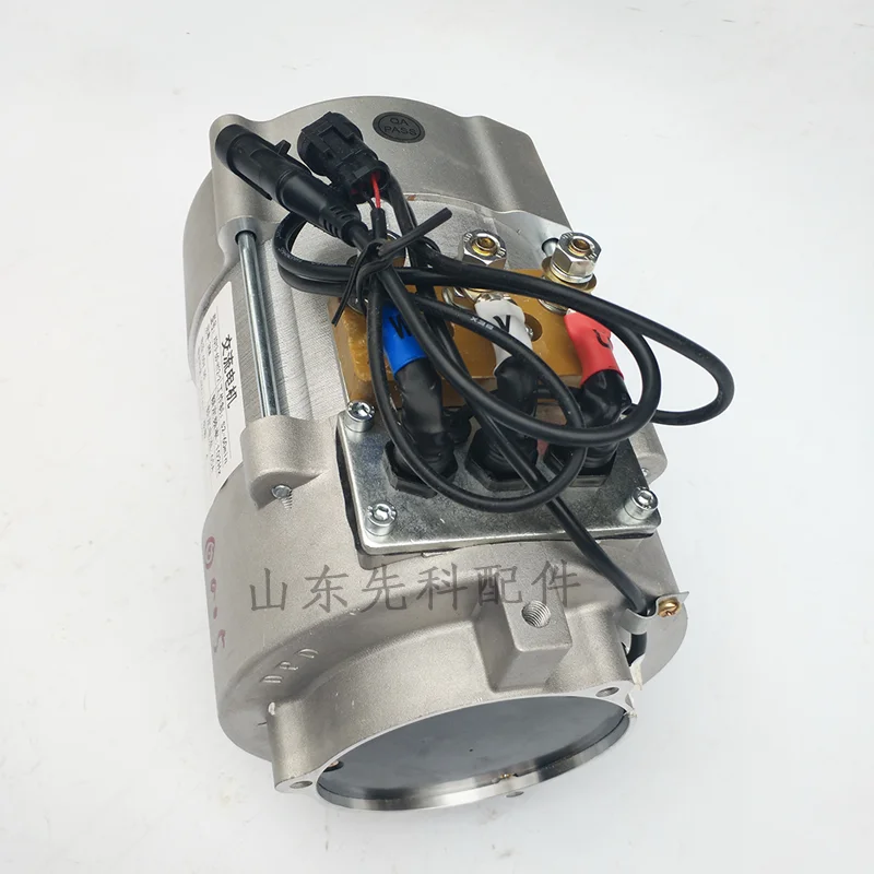 Three-phase asynchronous ac motor 2 kw3kw4kw5kw7. 5 kw8kw electric motor car