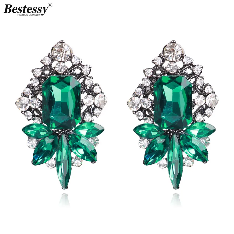 

Bestessy New Crystal Stud Earrings Fashion Luxury Rhinestone Statement Ears Design Jewelry Big Gem Women Wedding Bridal