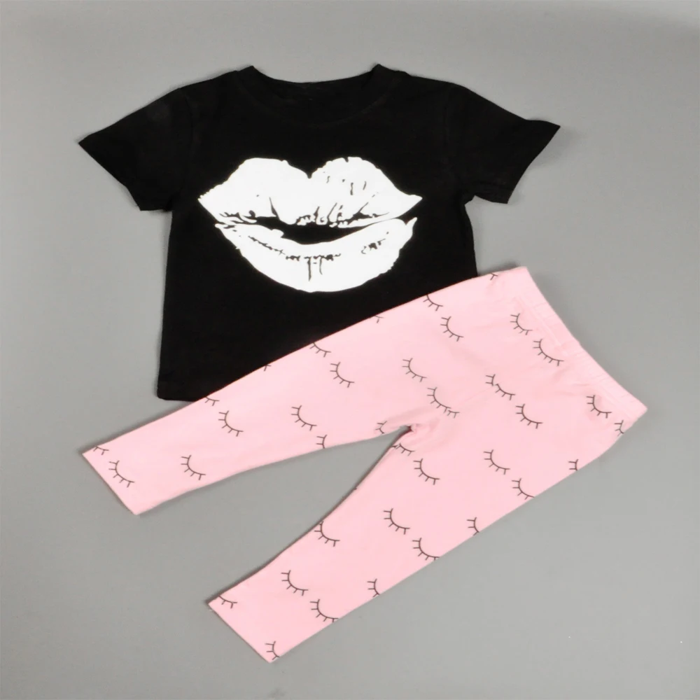 

Girls Clothes Short Sleeve Lip Print T-Shirt Eyelash Print Pants Two-Piece Black Round Neck Cotton Children's T-Shirt Pants