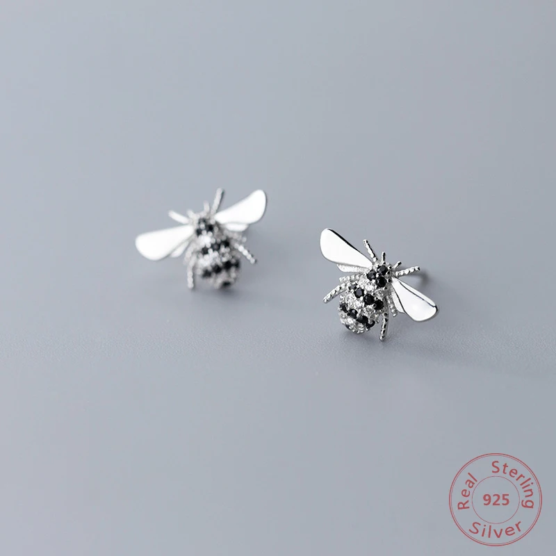 

Minimalist 925 Sterling Silver For Women Simple Small Bee Statement Stud Earrings Black Color Crystal Fashion Female Gift Jewelr