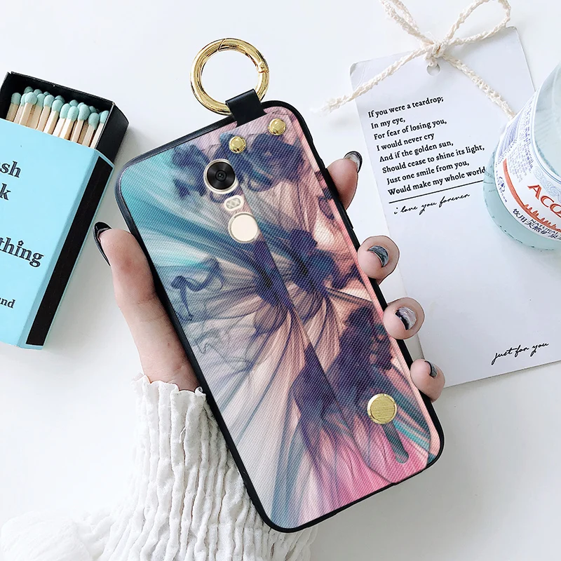 Luxury Rivet Strap Stand Phone Case For Xiaomi Redmi Note 3 Pro 4 4X Global Case Fabric Cover For Xiaomi Redmi 5 Plus Luxury Rivet Strap Stand Phone Case For Xiaomi Redmi Note 3 Pro 4 4X Global Case Fabric Cover For Xiaomi Redmi 5 Plus