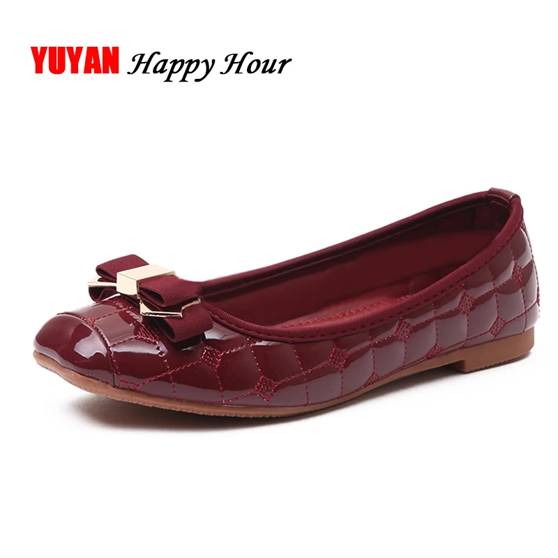 Elegant Bowtie Patent Leather Flats Women Boat Shoes Casual Flat Heel Brand Shoes Womens Flats Soft Design Plus Size 41 T095 Elegant Bowtie Patent Leather Flats Women Boat Shoes Casual Flat Heel Brand Shoes Womens Flats Soft Design Plus Size 41 T095