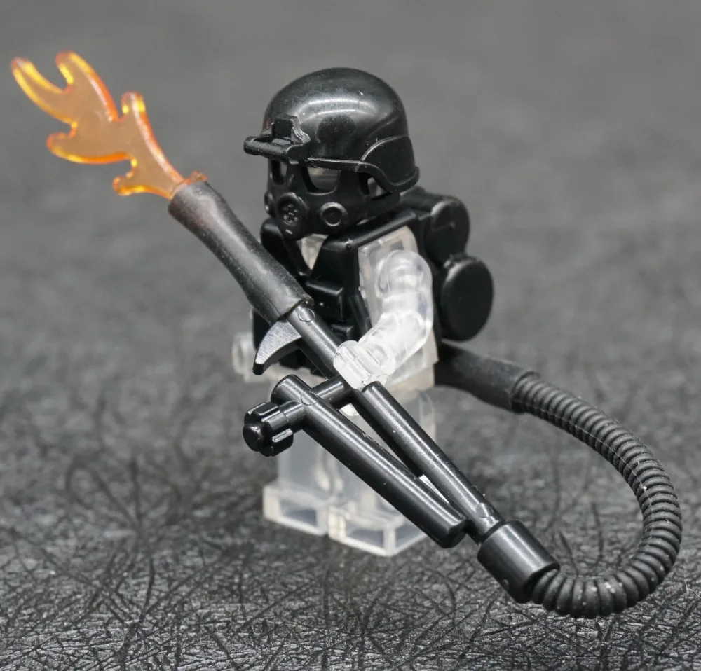 

New Arrival DIY Accessories Fire Compatible Figures Mask Military Weapon Army Soldier WW2 Building Block Brick Gift Toy B06