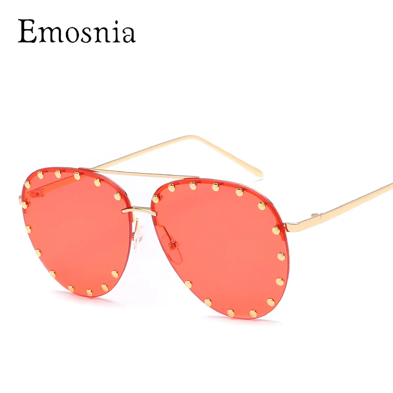 

Emosnia Red Lens Pilot Sunglasses Women Men Goggle Rivet Transparent Brand Designer Sun Glasses For Ladies Metal Frame Oculos