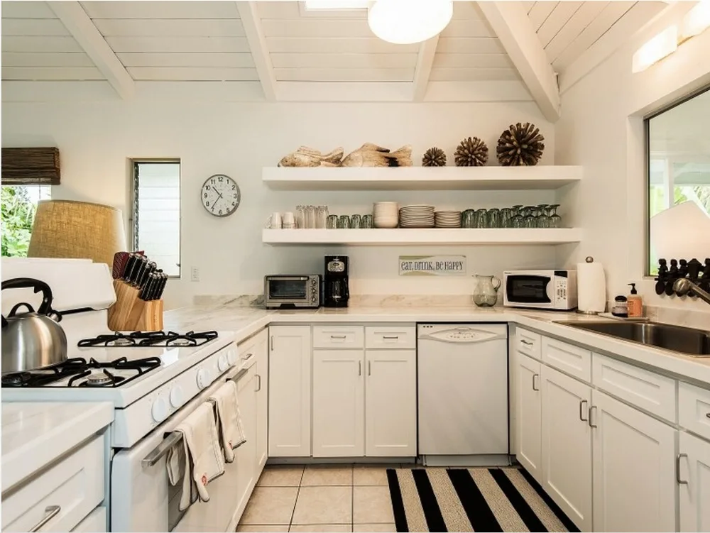 2017 traditional customized made solid wood kitchen cabinets matt white color wooden cabinets with island cabinets - Customized Kitchen Cabinets 2017 traditional customized made solid wood kitchen cabinets matt white color wooden cabinets with island cabinets - Customized Kitchen Cabinets