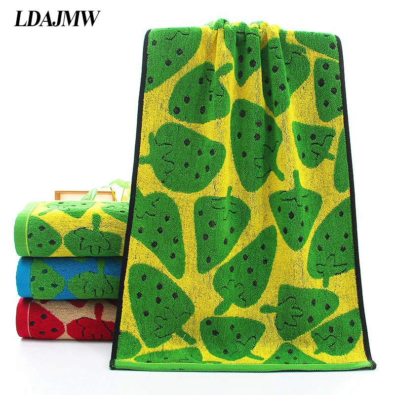 LDAJMW Hot Creative Jacquard Towel Strawberry Wash Face Towel Custom