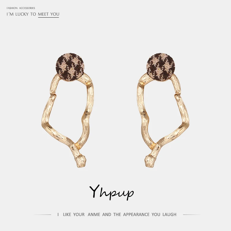 Yhpup очаровательные Необычные большие серьги кнопки корейские британские милые модные серьги для женщин вечерние модные ювелирные изделия