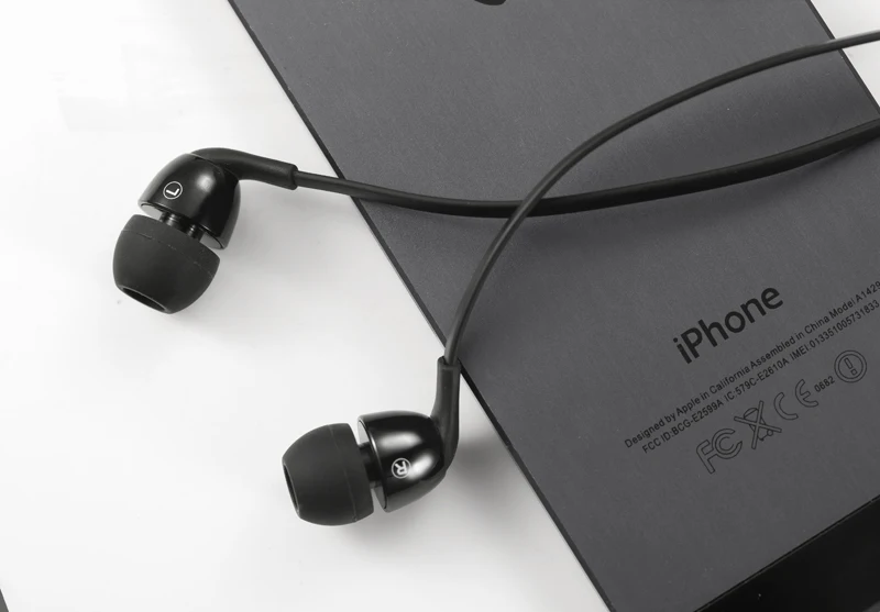 Wallytech W802 Metal earphone black 12