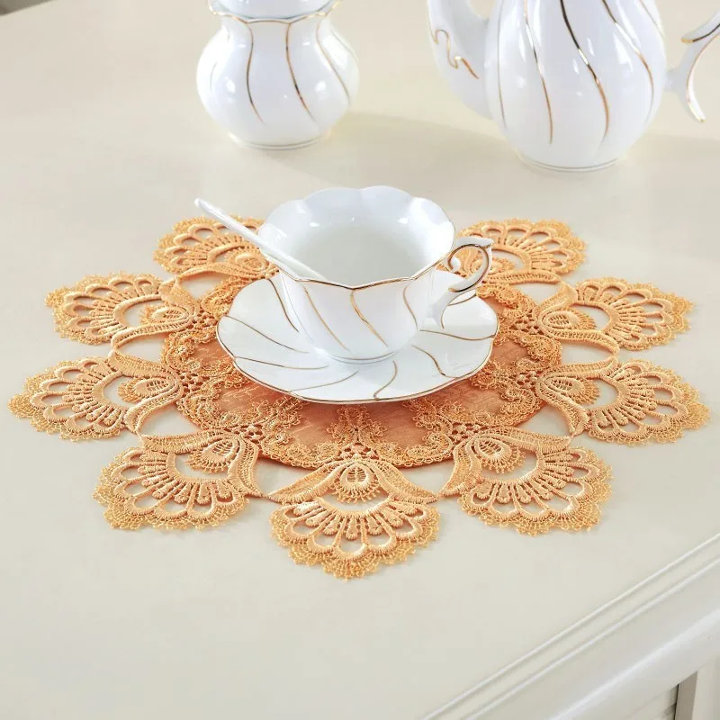 

Round 36cm European Coaster Water Soluble Lace Fabric Coffee Tea Cup Table Mat Insulation Modern Minimalist Western Food Pad