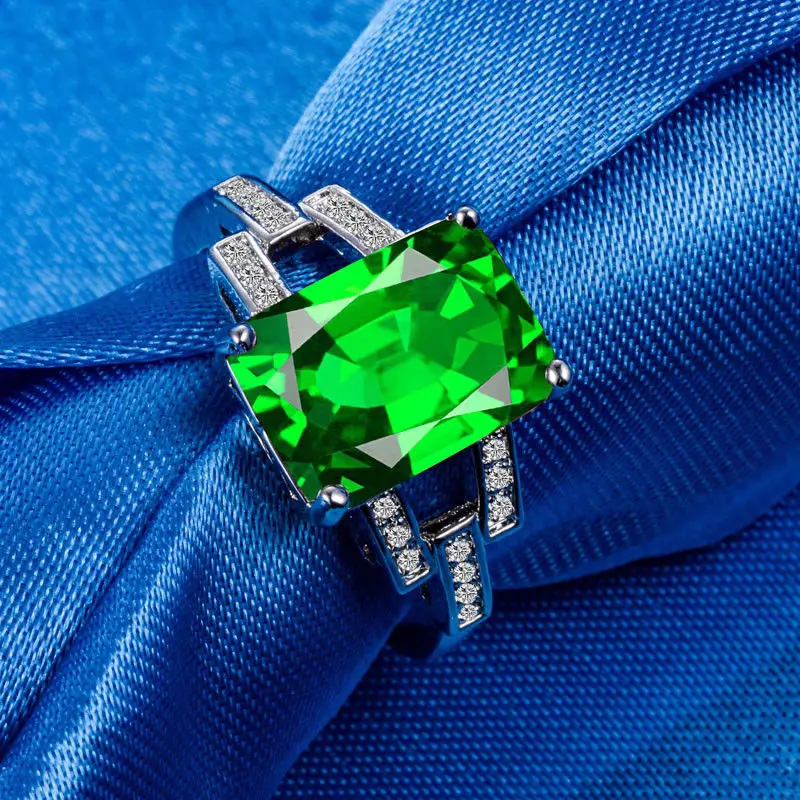 Размер 6-10 Зеленое кольцо Solitaire Создано 3 камня кольцо кольца Квадратный Круг мода красивый мягкий