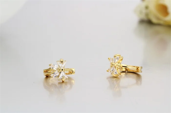 Cute Gold Color Bowknot w/ CZ Crystals Round Circle Huggies Small Hoop Earrings for Women Children Girls Baby Kids Jewelry Aros