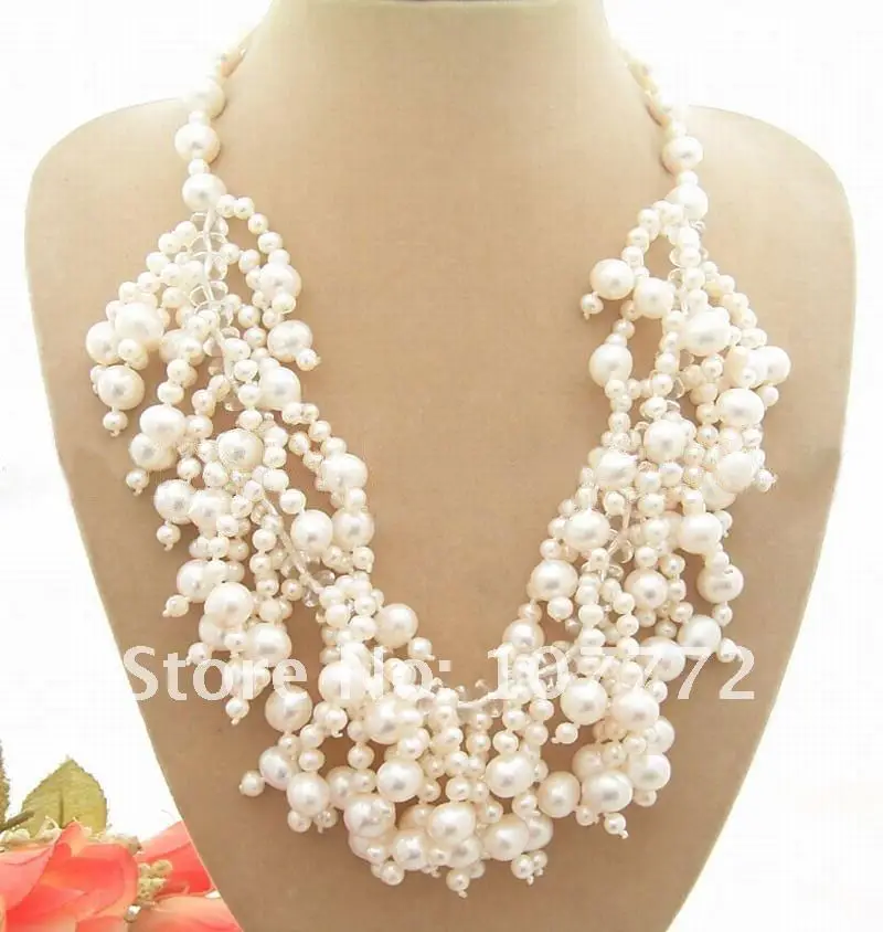 

Beautiful! White Round Pearl Crystal Necklace