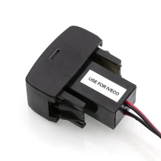 Автомобильное зарядное устройство с двумя USB портами 5 В 2 1 а/в пост. Тока|Кабели