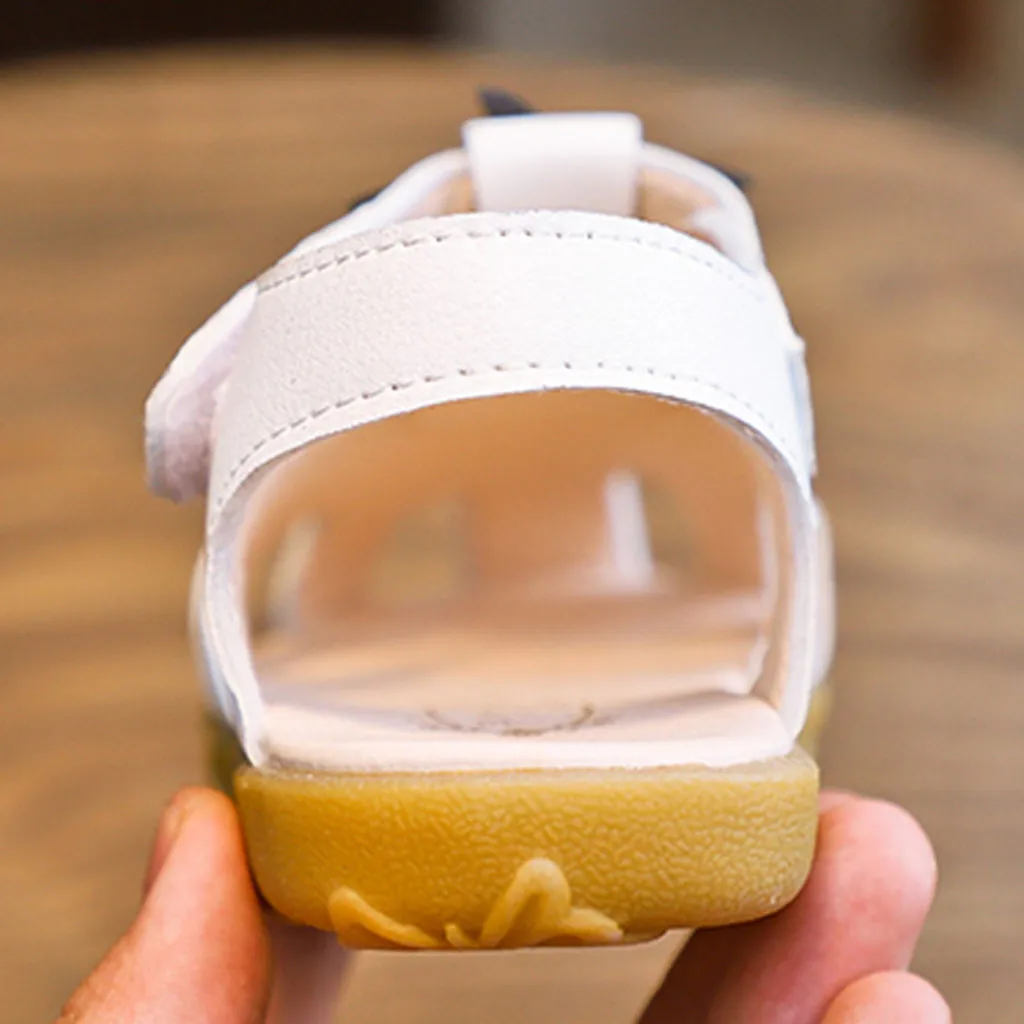 Новинка; Летняя детская обувь; коллекция года; модные милые детские сандалии из кожи для девочек; дышащая обувь с бантом для малышей