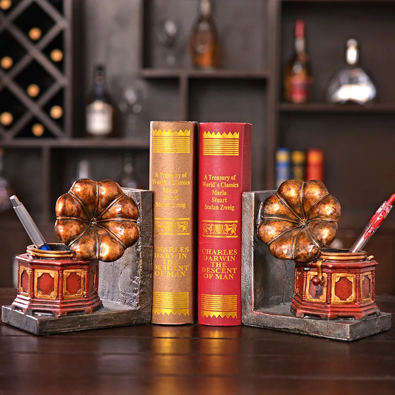 

[TOP] Crafts Retro Gramophone Book Stands figures statue Resin Phonograph model Pen Stand Holders bookshelves Room decoration