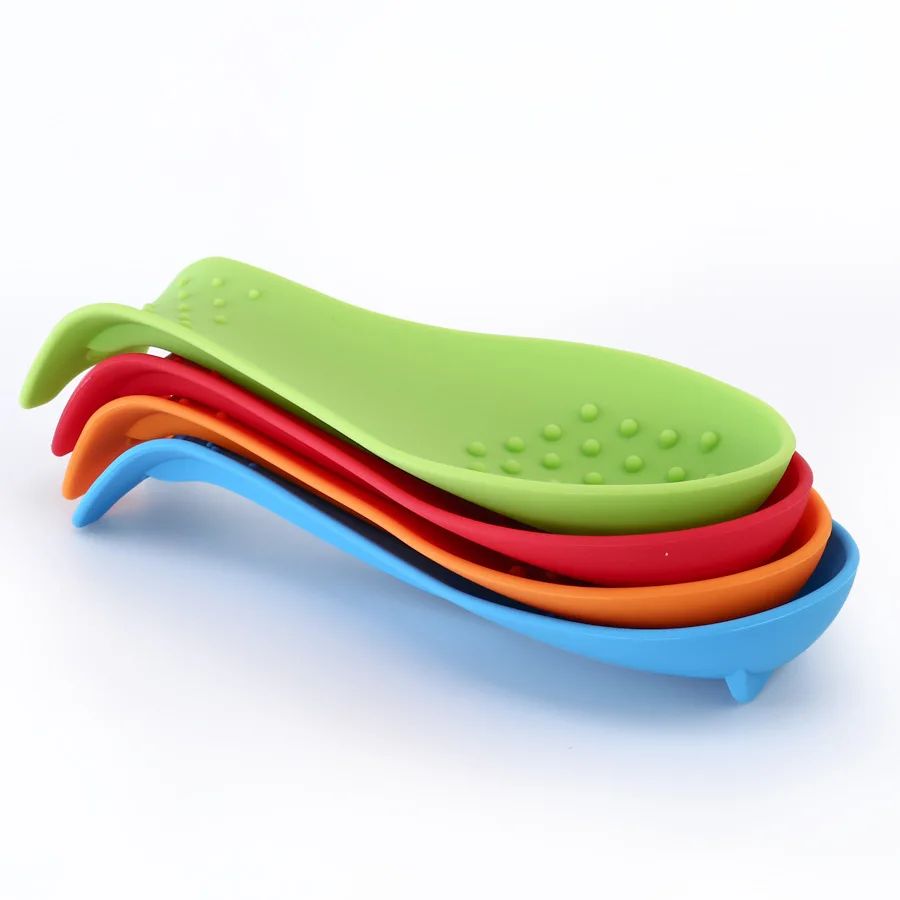 

1pcs Non-slip Silicone Spoon Insulation Mats Kitchen Tools Silicone Mats Cushion Heat Resistant Table Placemat Tray Spoon Pads