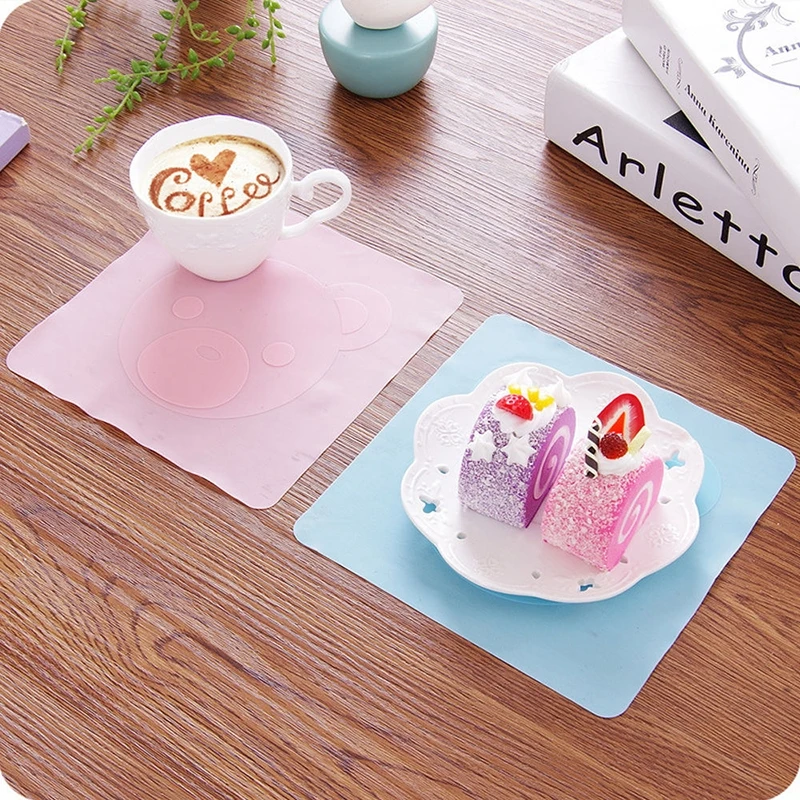 Cute-Cartoon-Bear-Multifunctional-Silicone-Wrap-Seal-Cover-for-Microwave-Oven-Refrigerator-Pink_2_800x800