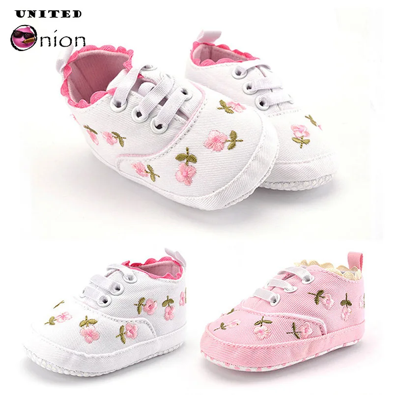 infant canvas trainers